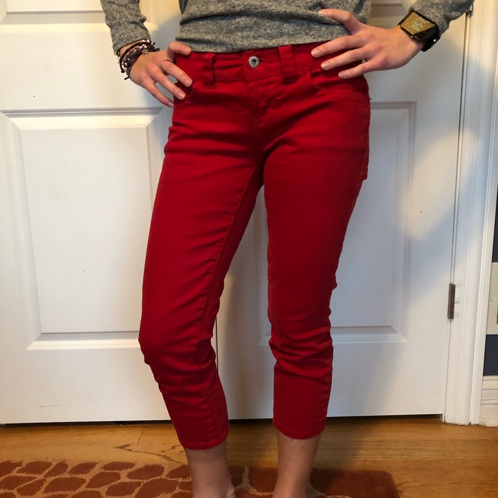 Vintage cropped Guess red jeans 26